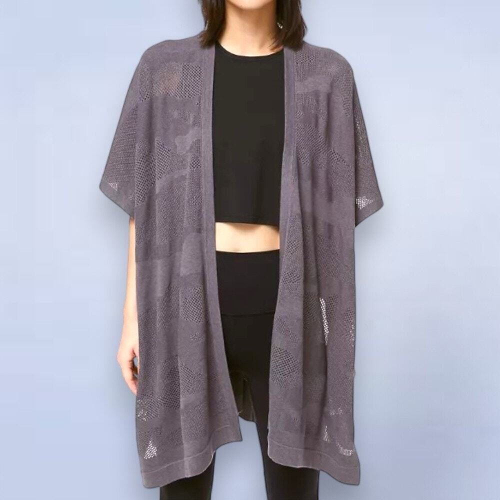 Lululemon Athletica Find Your Light Wrap - One Size